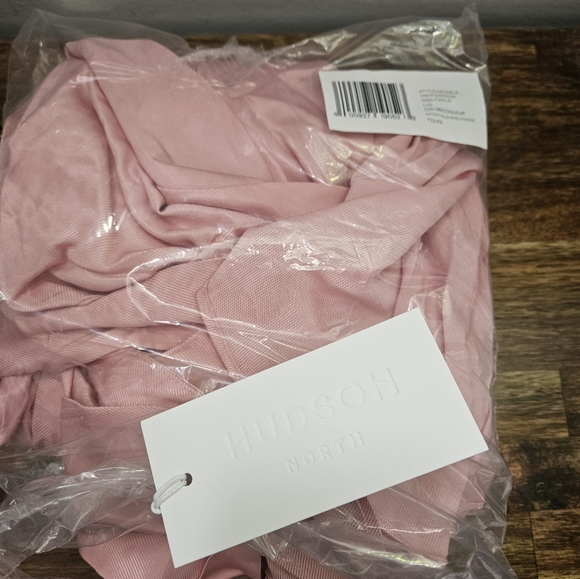 Hudson beautiful flatering light pink wrap dress size L - Picture 2 of 7
